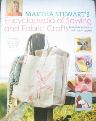 enciklopedia of sewing and fabric crafts