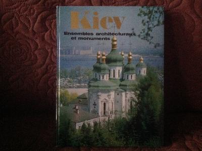 Kiev Ensembles architecturaux et monuments