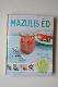 Mazulis ēd